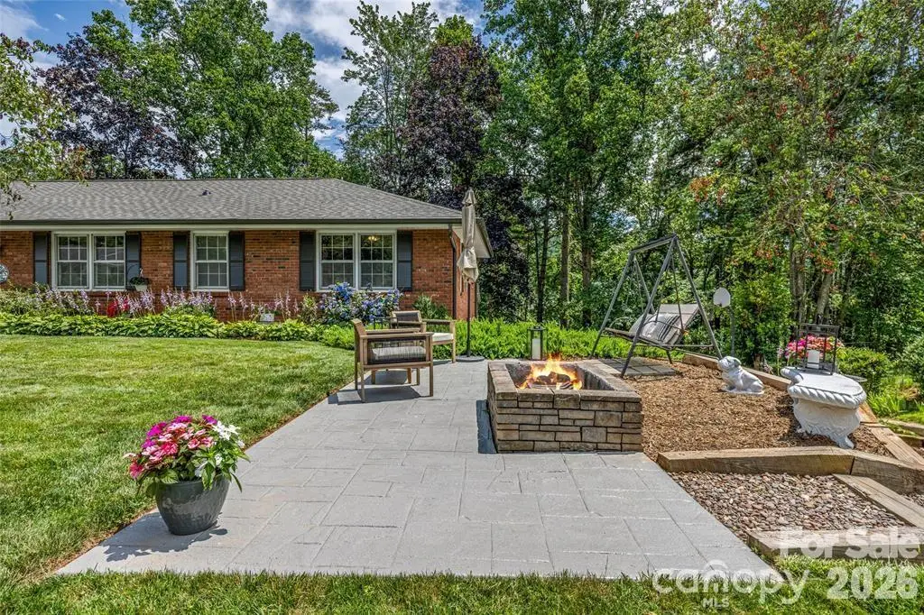 11 Blueberry Hill Road, Asheville, NC 28804 - #1