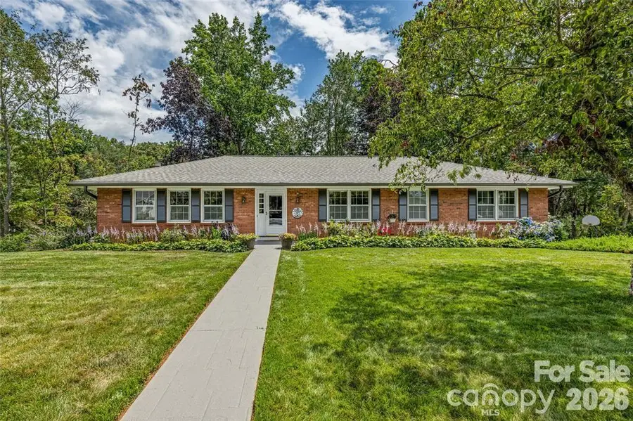 11 Blueberry Hill Road, Asheville, NC 28804 - #2