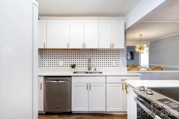 1608 Sharon Road W #45, Charlotte, NC 28210