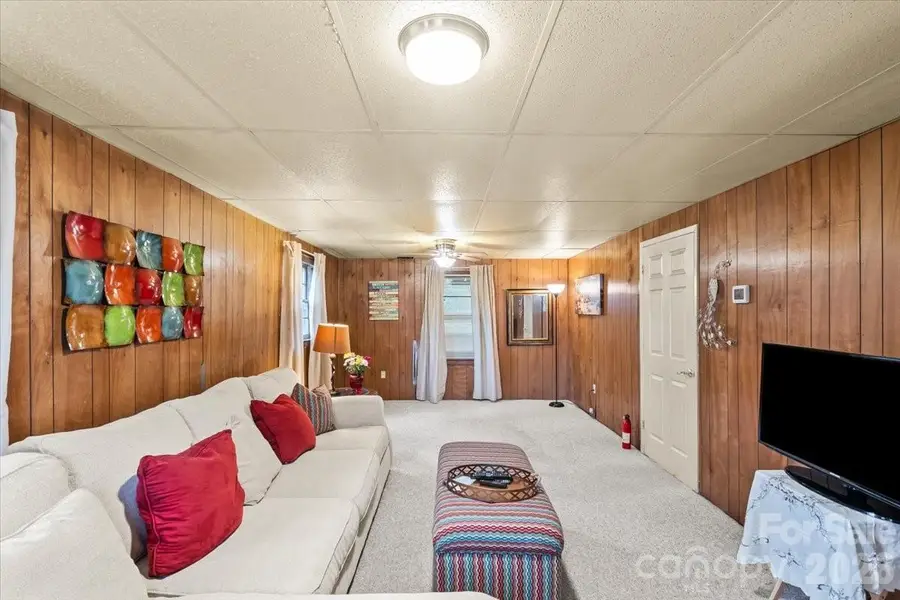 8224 Carrolwood Drive, Charlotte, NC 28217 - #2