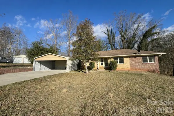 340 Hillcrest Drive, Elkin, NC 28621