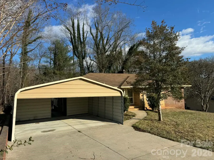 340 Hillcrest Drive, Elkin, NC 28621 - #2