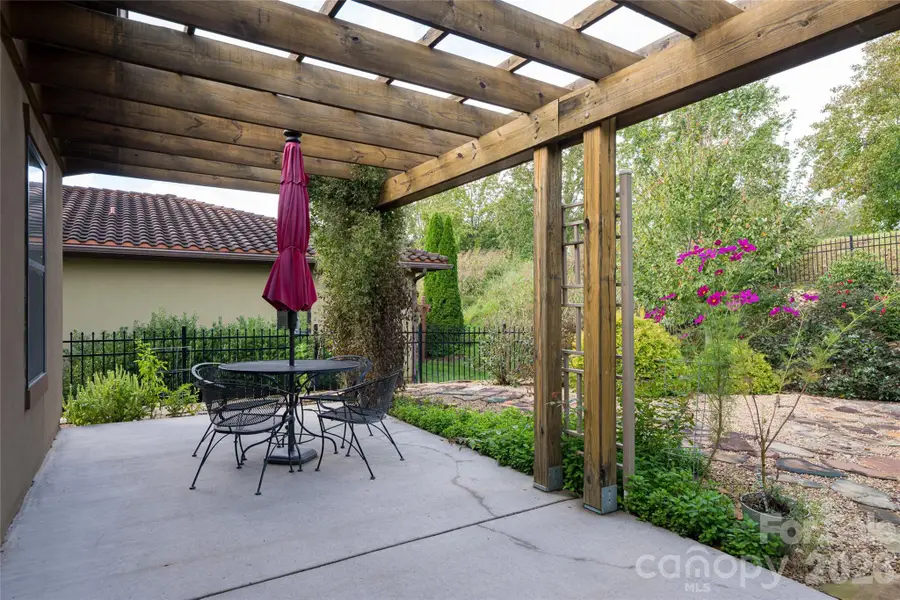 5 Pacifico Drive #3, Asheville, NC 28806 - #3