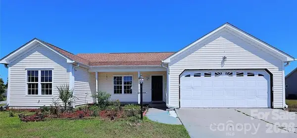7456 Courtney Pines Road, Wilmington, NC 28411