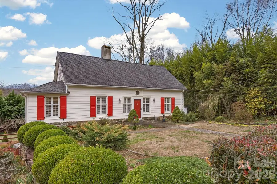 56 Whitney Avenue, Tryon, NC 28782 - #2