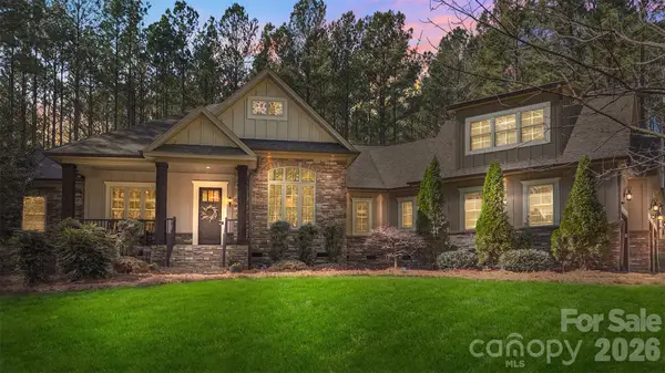 170 Silver Falls Drive, Troutman, NC 28166