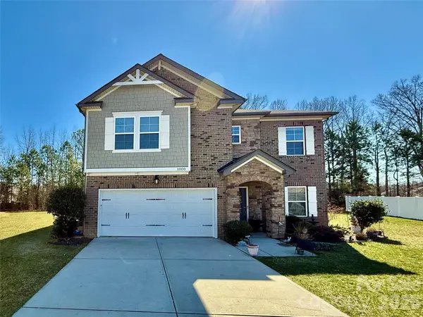 1008 Irvine Court, Matthews, NC 28104