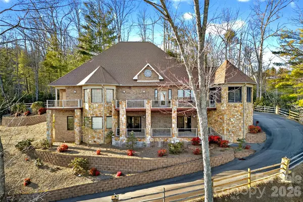 142 Dogwood Trail, Spruce Pine, NC 28777