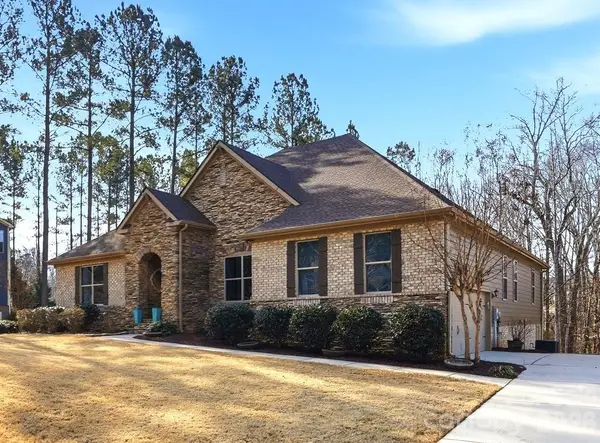 255 Bells Crossing Drive, Mooresville, NC 28117