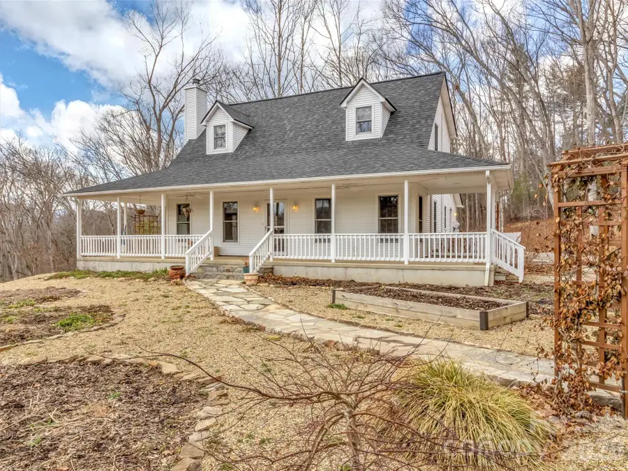 109 Paradise Circle, Clyde, NC 28721 - #2