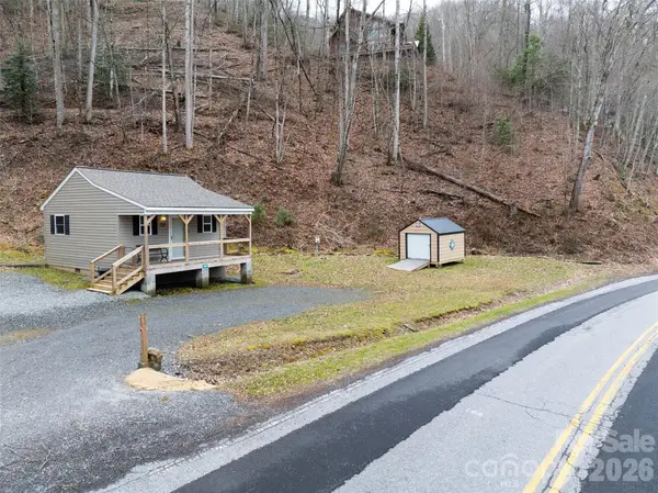3807 Hwy 28 Highway, Robbinsville, NC 28771