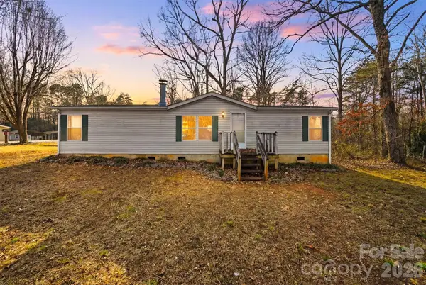 109 10th Street Ne, Hildebran, NC 28637