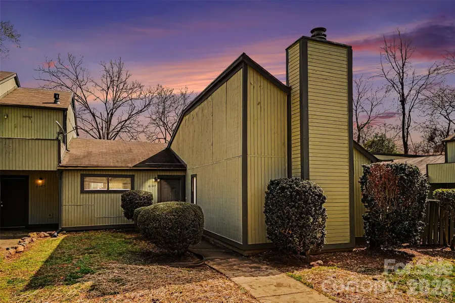 6107 Bent Tree Court, Charlotte, NC 28212 - #2