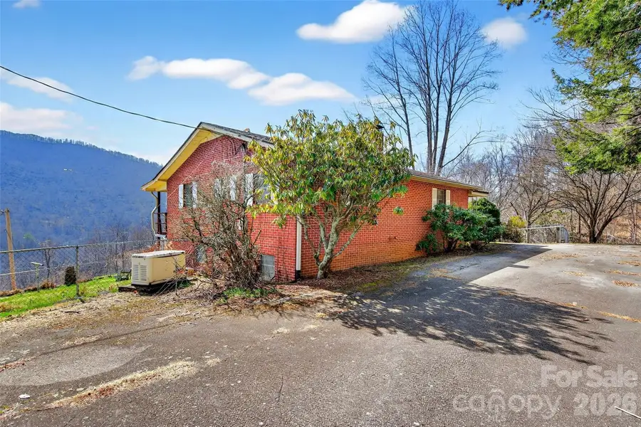 1306 Fork Mountain Road, Bakersville, NC 28705 - #2