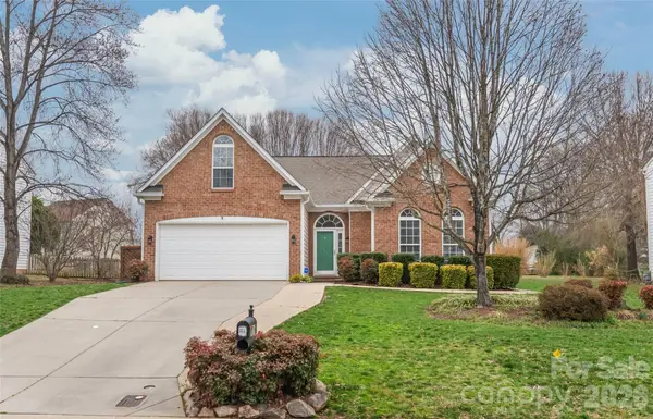 6016 Creekview Court, Harrisburg, NC 28075