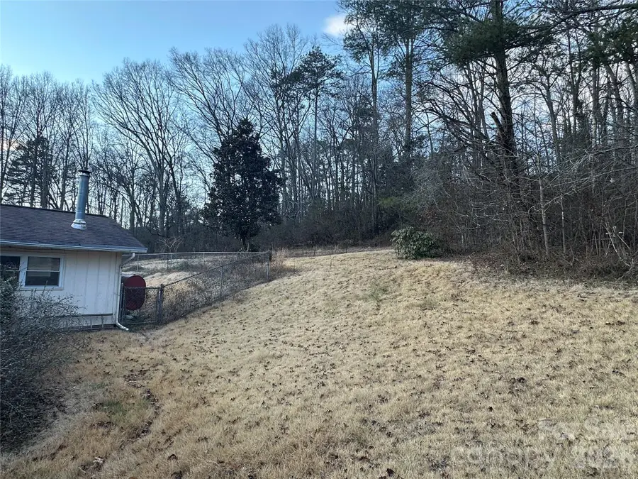 129 Ridgecrest Avenue, Marble, NC 28905 - #3