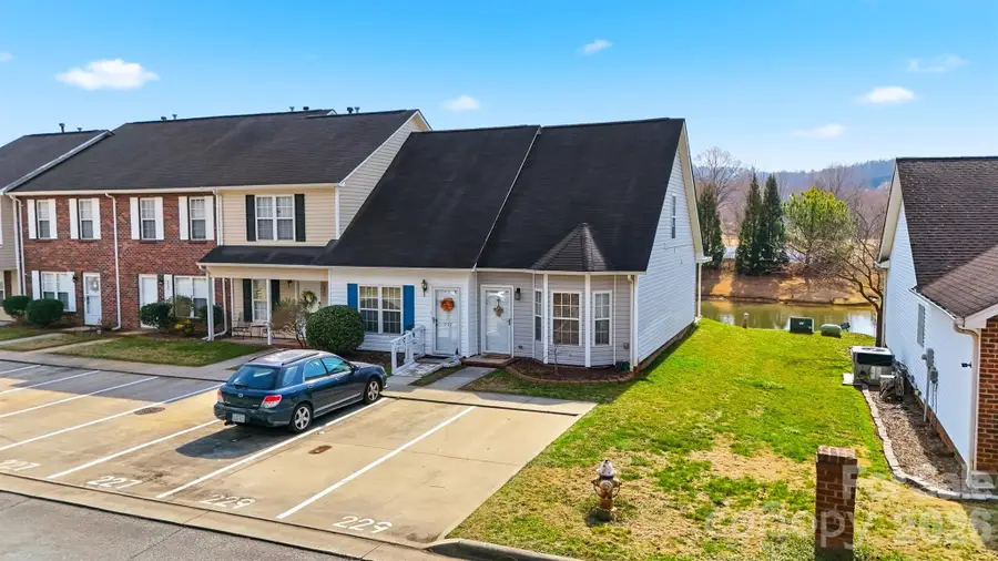 229 Linkside Court Se, Lenoir, NC 28645 - #2