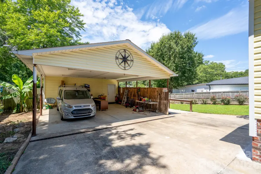 2003 Plaza Avenue, Kannapolis, NC 28081 - #2