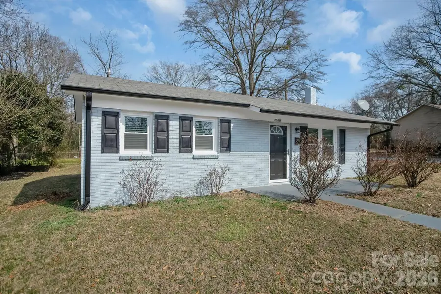 200 W Shannonhouse Street, Shelby, NC 28152 - #2