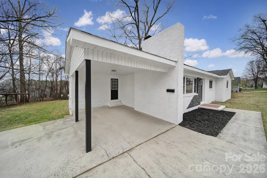 4008 Tennessee Avenue, Charlotte, NC 28216 - #3