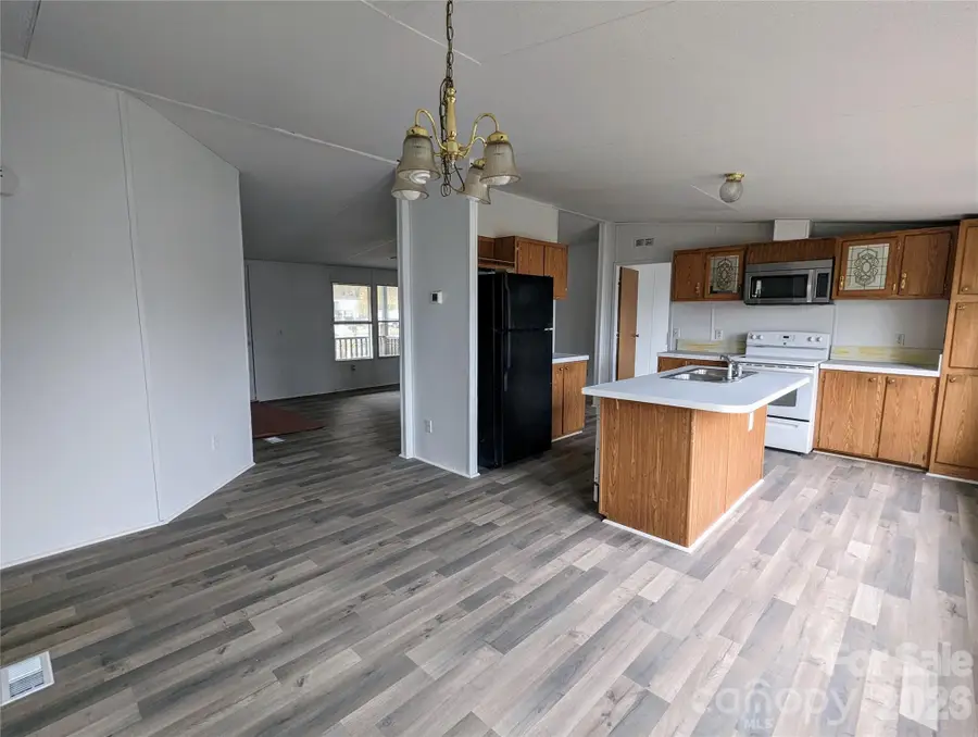 7329 Twillingate Drive, Charlotte, NC 28215 - #2