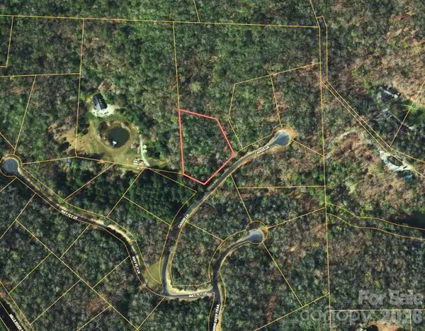 94 Caddis Lane, Horse Shoe, NC 28742