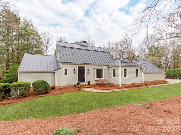 5361 Five Knolls Drive, Charlotte, NC 28226