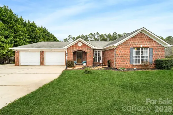 2642 Gradys Ground Drive, McConnells, SC 29726