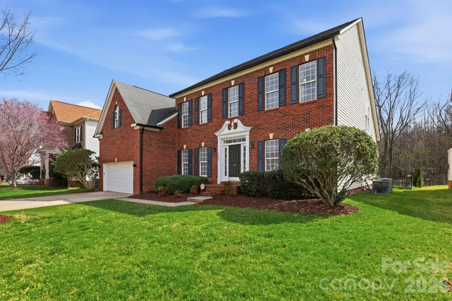 3909 Meadow Green Drive, Charlotte, NC 28269 - #2