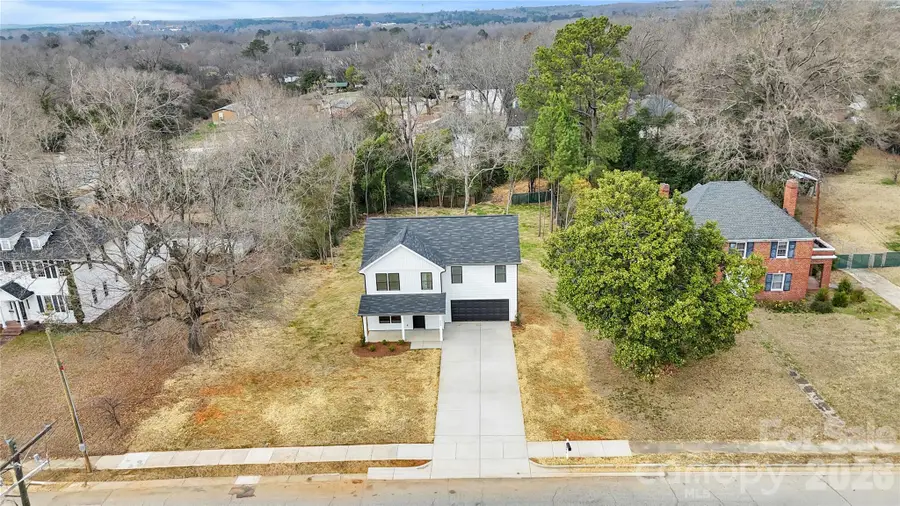 404 E Arch Street, Lancaster, SC 29720 - #2