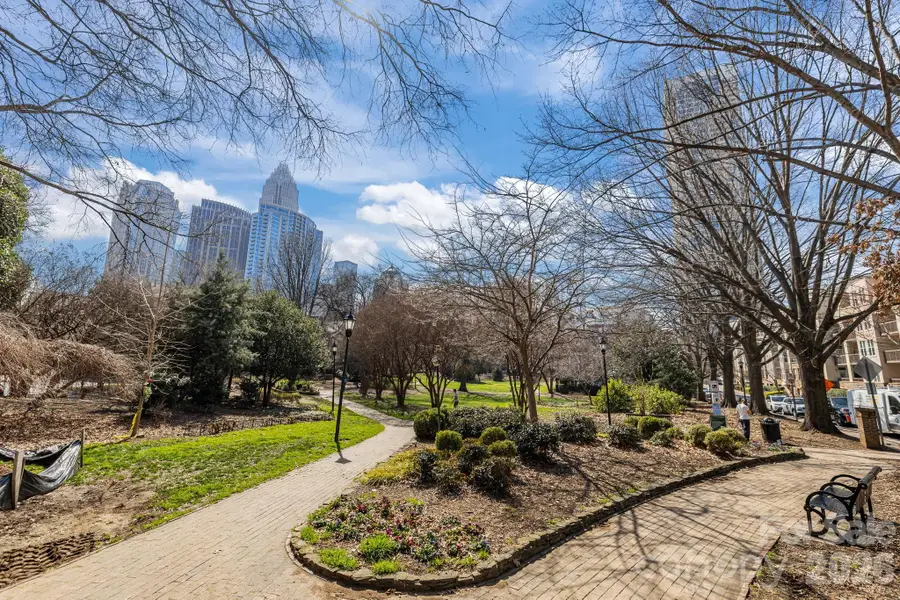 427 W 8th Street #104, Charlotte, NC 28202 - #2