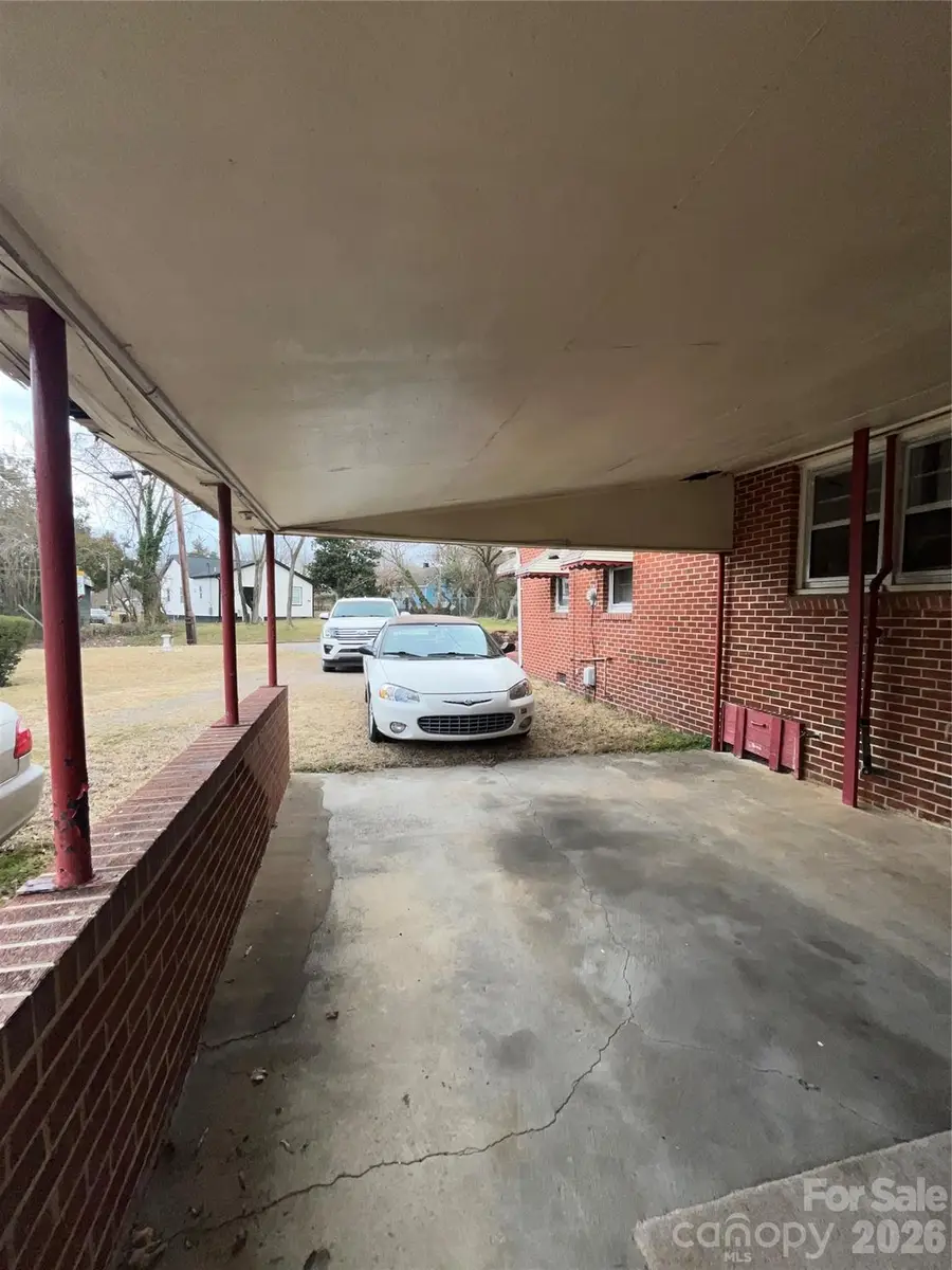 723 Water Street, Henderson, NC 27536 - #3