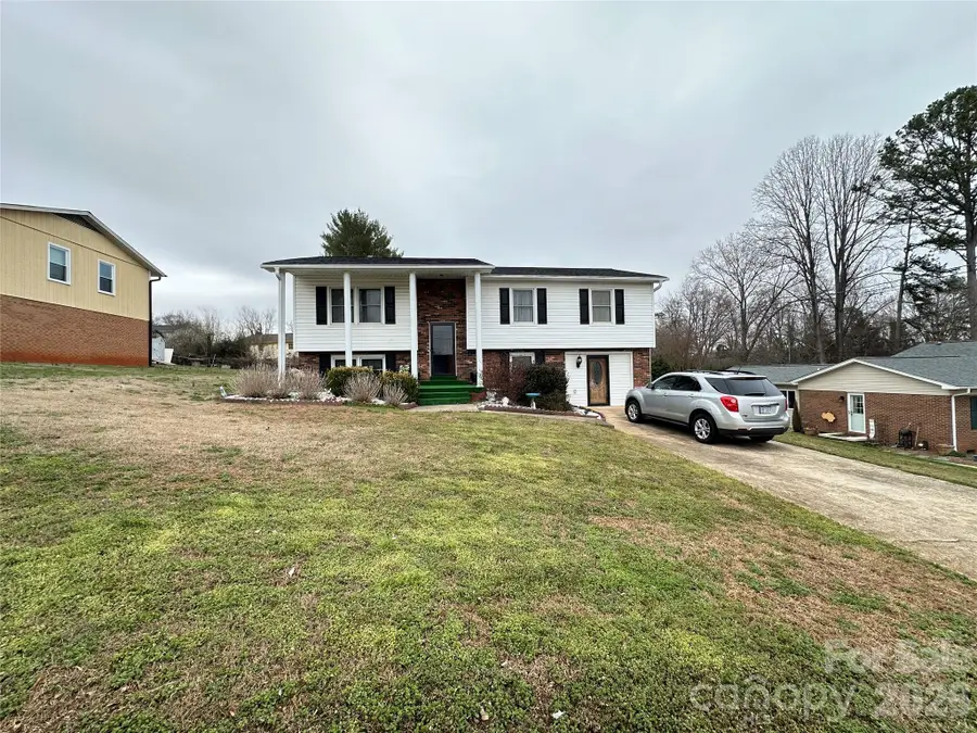 408 Cardinal Drive #35, Newton, NC 28658 - #2