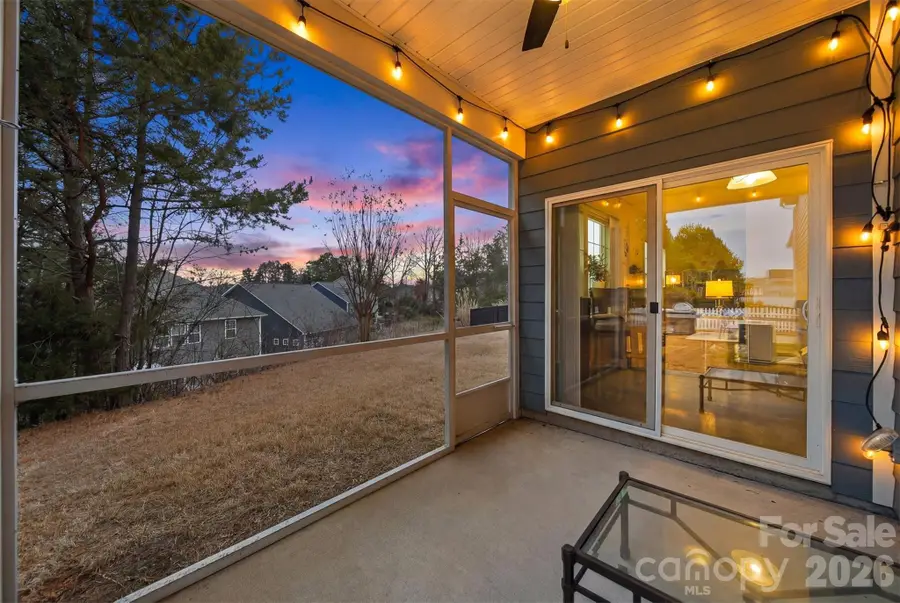 128 W Morehouse Avenue, Mooresville, NC 28117 - #2