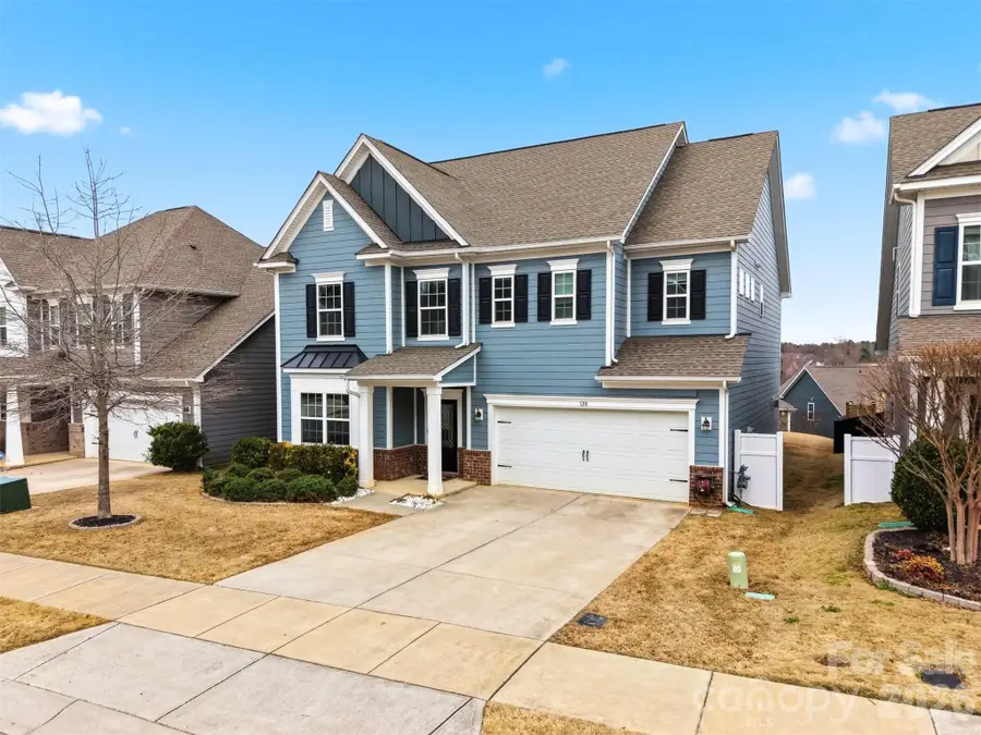 128 W Morehouse Avenue, Mooresville, NC 28117 - #3