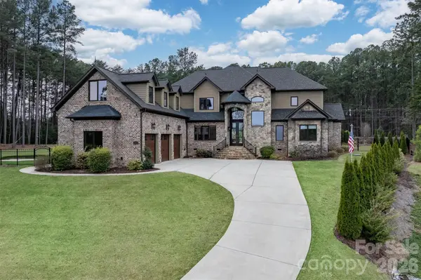 7946 Norman Pointe Drive, Denver, NC 28037