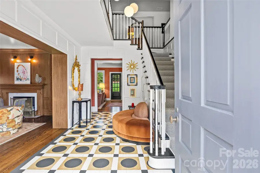 3815 Foxcroft Road, Charlotte, NC 28211 - #2