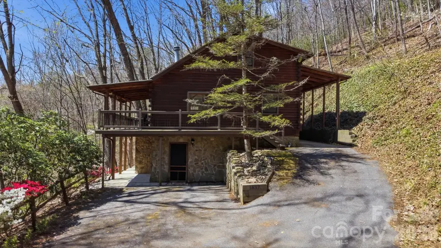 1837 E Alarka Road, Bryson City, NC 28713 - #2