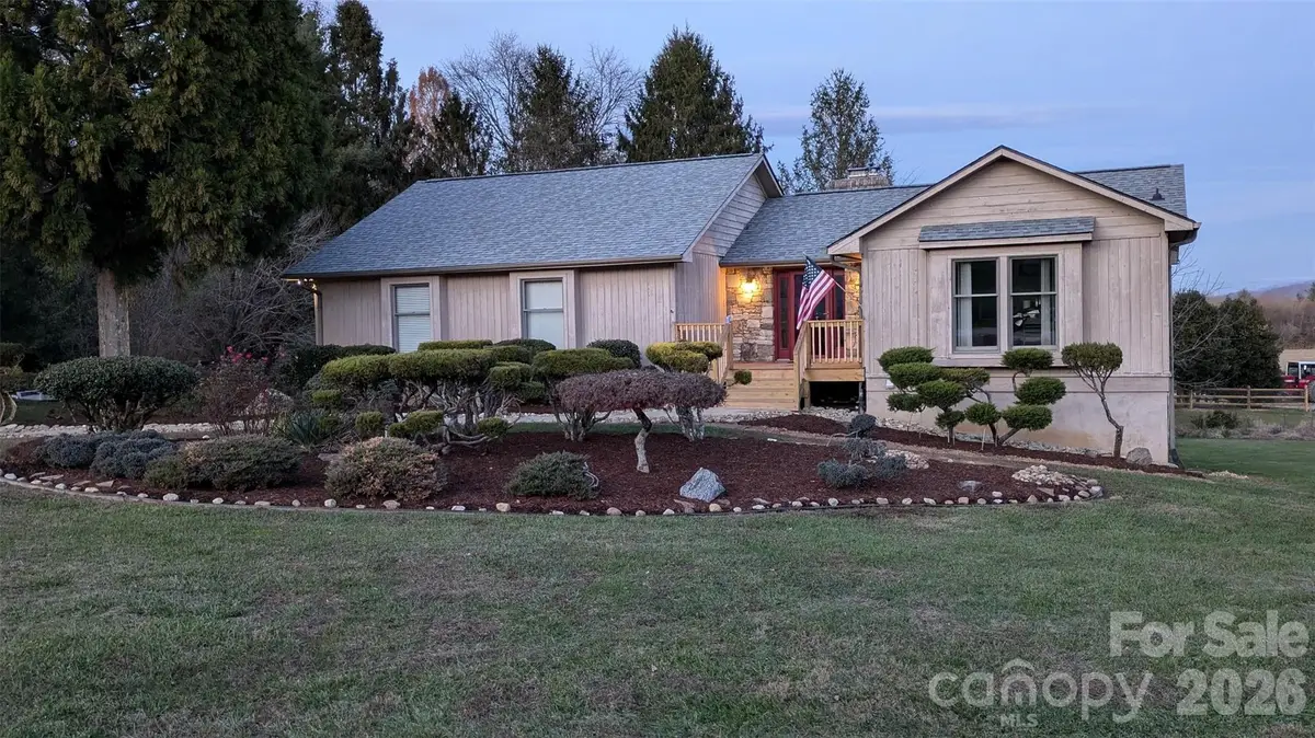 18 Amber Drive, Horse Shoe, NC 28742 - #1