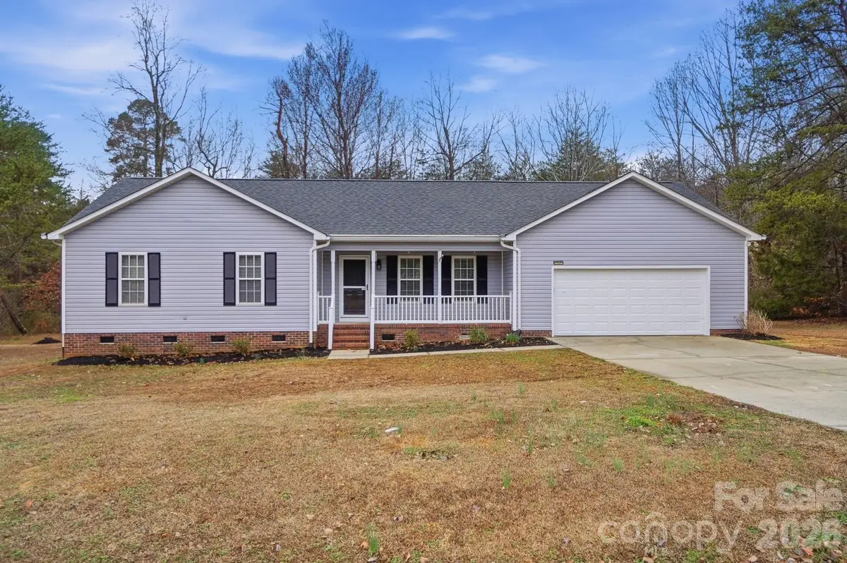 4584 Cherokee Drive, Maiden, NC 28650 - #1