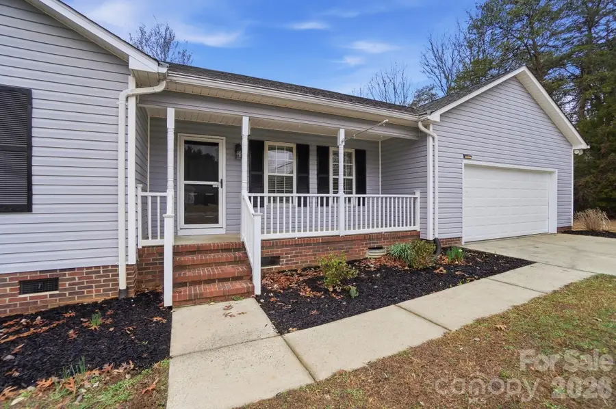 4584 Cherokee Drive, Maiden, NC 28650 - #3