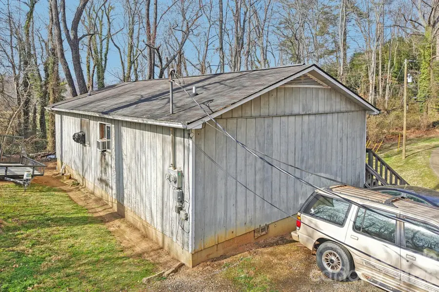 97,99 Forrest Drive, Clyde, NC 28721 - #3