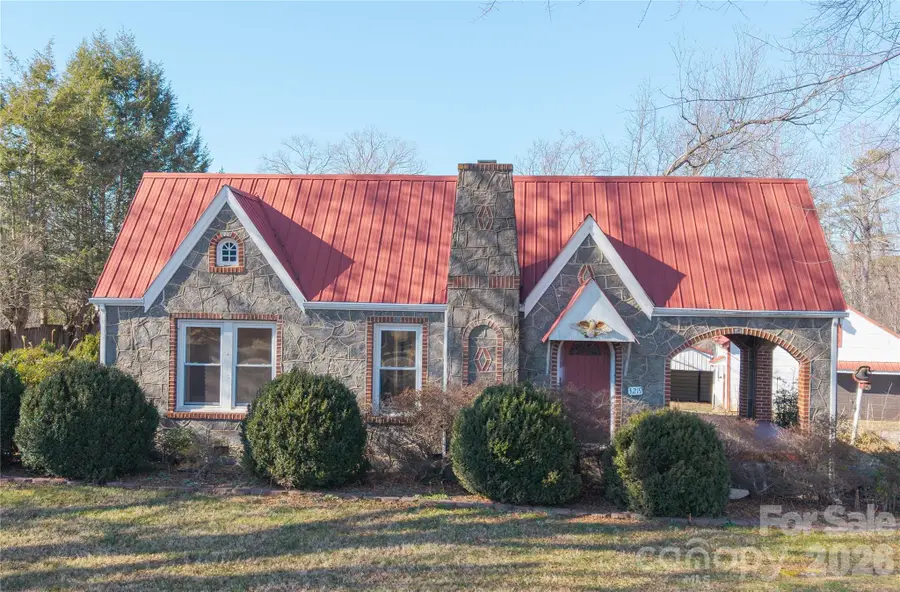 3219 Us 70 Highway E, Morganton, NC 28655 - #2