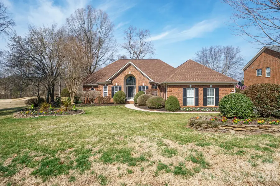 9301 Devonshire Drive, Huntersville, NC 28078 - #2