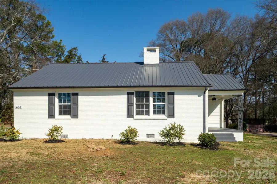 601 N French Street, Lancaster, SC 29720 - #2