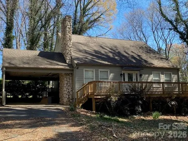 517 Camelot Drive, Statesville, NC 28625