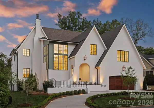 2739 Idlewood Circle, Charlotte, NC 28209