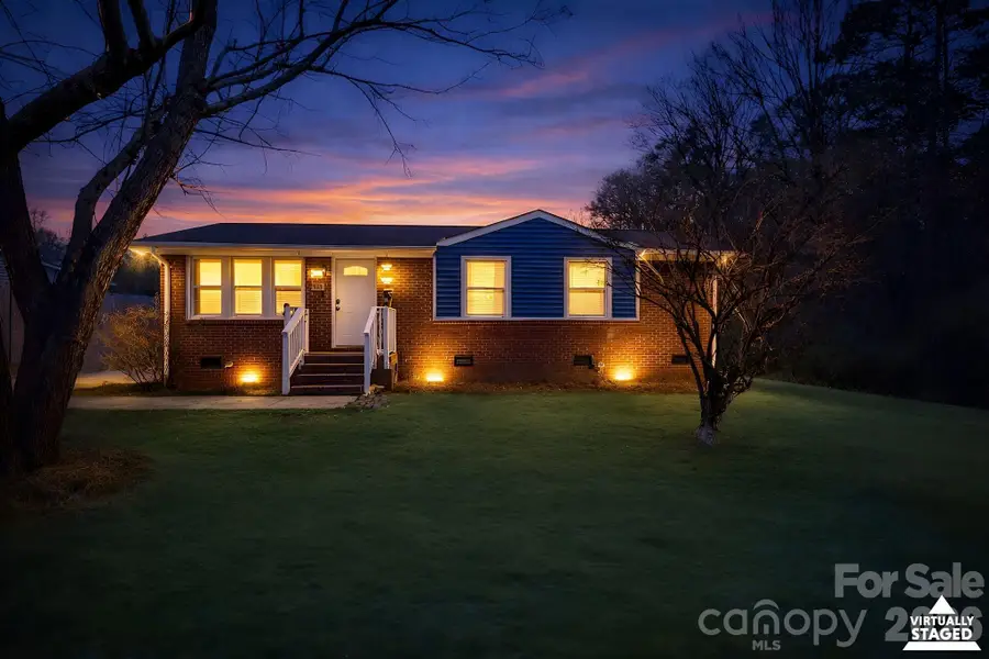 121 Morris Avenue, Mount Holly, NC 28120 - #3