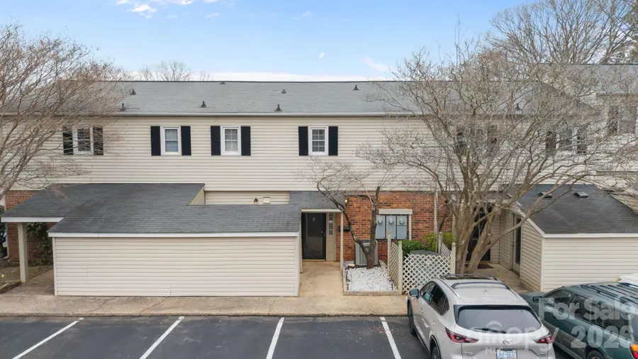 5943 Quail Hollow Road #B, Charlotte, NC 28210 - #2