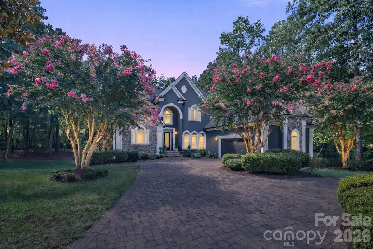 8915 Warwicke Lane, Sherrills Ford, NC 28673 - #1